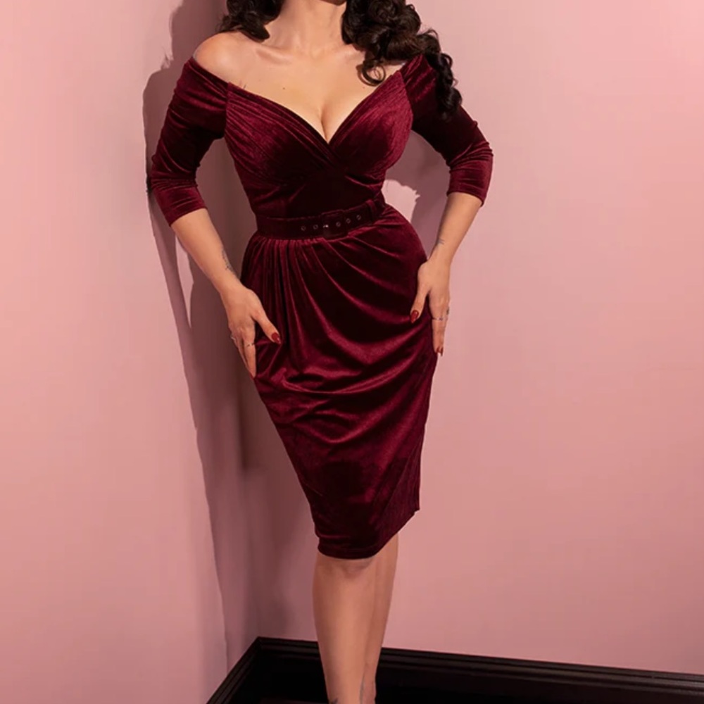 Vixen by Micheline Pitt NWT Starlet Wiggle Dress Sz S Burgundy Velvet Retro Midi